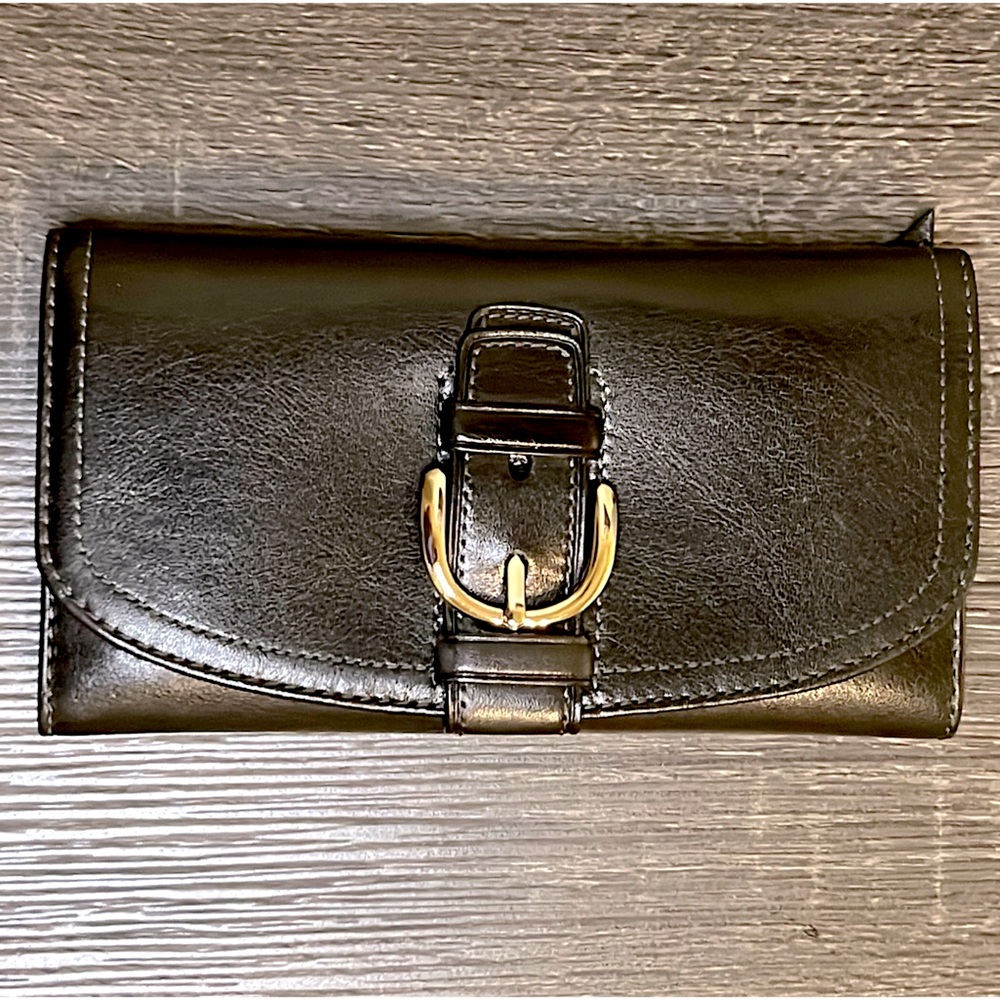 Coach - Black Leather Checkbook Wallet